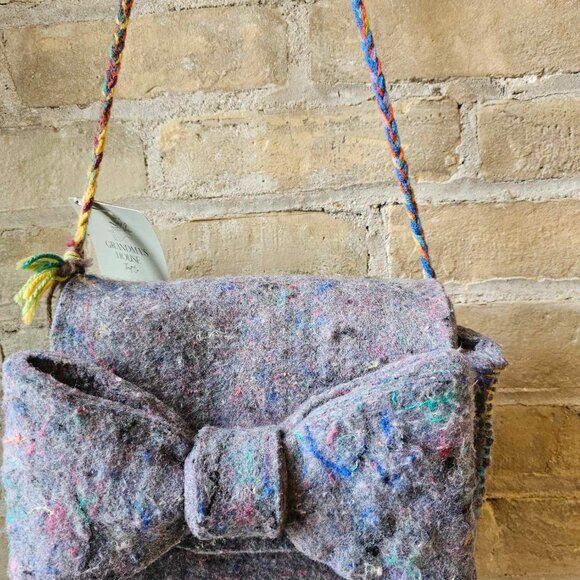 Handmade Felted Bow Purse - Picture 4 of 5